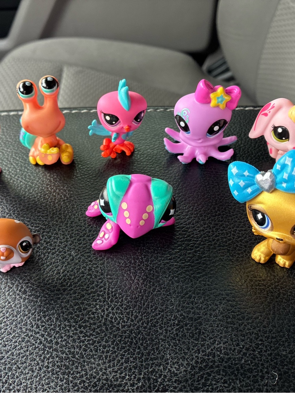 Littlest Pet Shop Bundle of‎ 8 figures